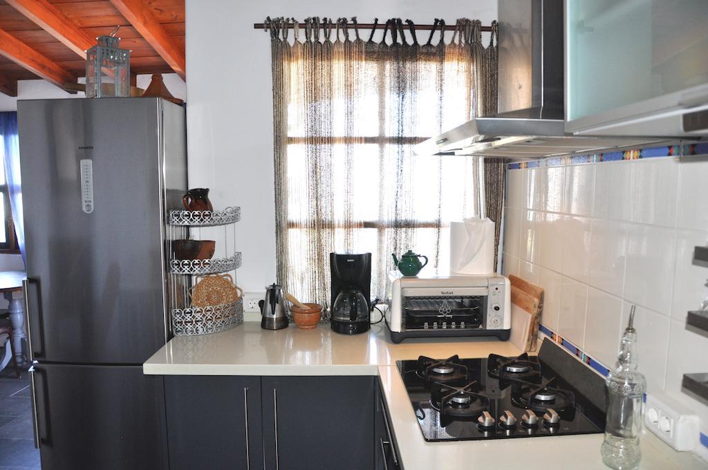 Pico Hincado Rural House Villa Alajero Room photo